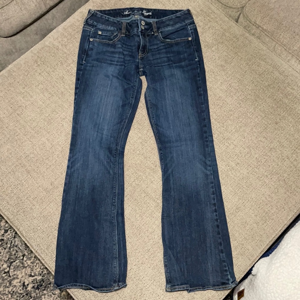 Women’s American Eagle jeans
